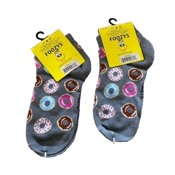Foozys Women's Ankle Socks: 2 Pair Set; Doughnuts; Gray; Women's Size 9-11 - Picture 2 of 2